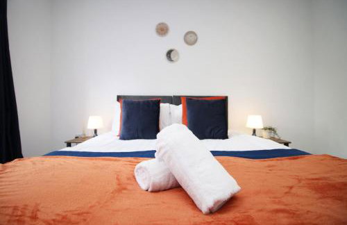 Casa di pietra - Cardiff City centre apartment with patio, Free private parking - Foto 44