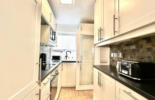 Newly refurbished ,chic, attractive 3 bedroom flat - Foto 11