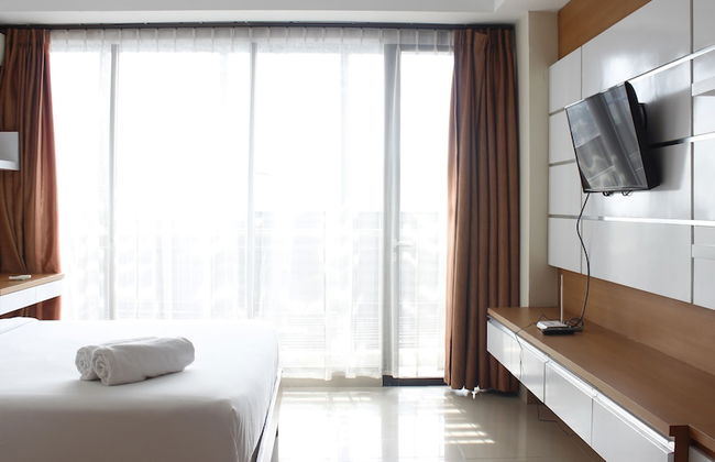 Cozy Studio Apartment at Beverly Dago Residence - Photo 16