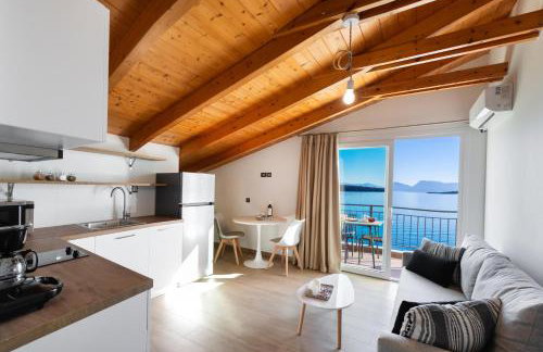 Marmel seaside apartment-BRANDNEW Beachfront apartment in Nydri - Photo 17