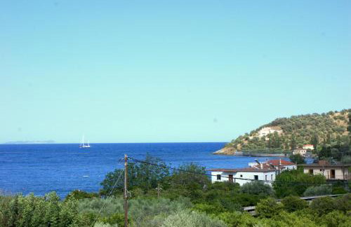 Elena's Family Apartments - Photo 37