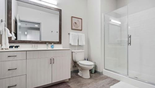 Pool with In-Unit Washer & Dryer and Garage Parking - Foto 3, Shower