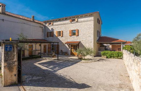 Villa Katarina, a perfect summer retreat in central Istria - Foto 1