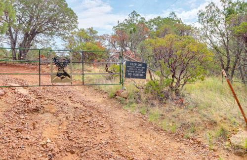 Mtn-View Gem on 20 Acres Patagonia Cabin Hideaway - Foto 33