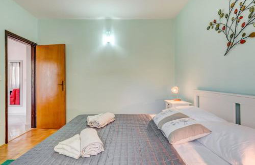 Villa Almond near Omis, private pool - Foto 16