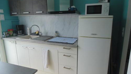 Appartement entièrement rénové avec internet, vous pouvez tout faire à pied - Foto 3