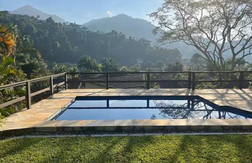 Vista Mar em Angra Casa Com Piscina Pet Friendly - Foto 3