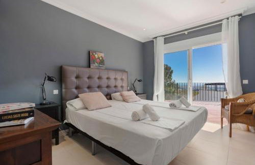 Sunny flat with pool by Costarentals - Ref 52 - Photo 5