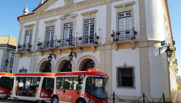 Passando pelos lugares mais importantes de Faro