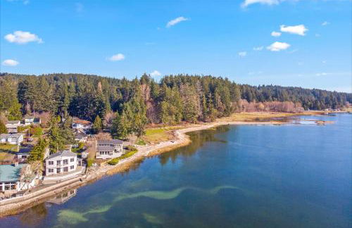 Belfair Beach House - Photo 14