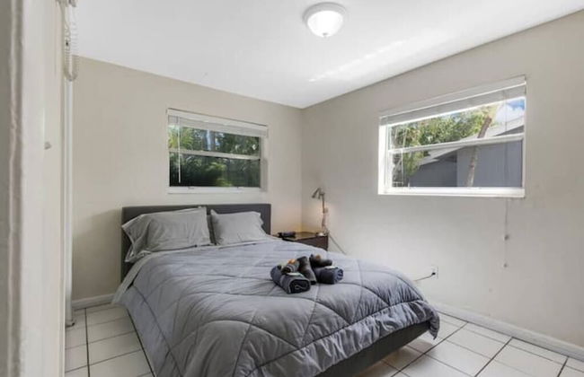 5140 Duplex in Oakland Park - Photo 5