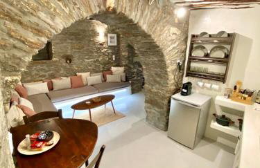 Persephone - Photo 53