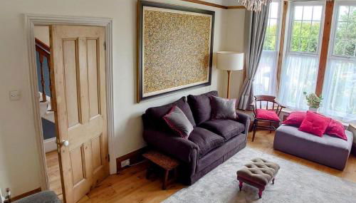 House - Sleeps 8 - Pet friendly - Garden - Parking - Foto 4