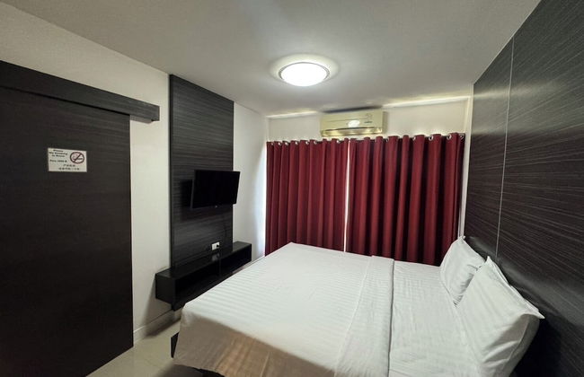 Palette Bella B All Suites Bangkok Hotel - Photo 21