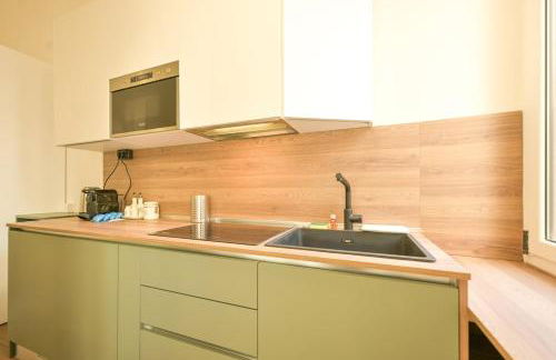 Apt 2 min from station and lake with WiFi and AC - Foto 14