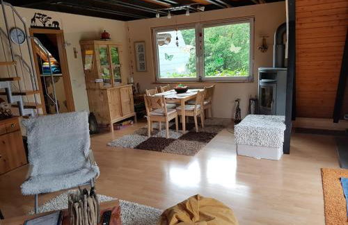 Ferienhaus zum Wohlfühlen in der Eifel, Poolnutzung, Tennis, Minigolf, Seenähe - Photo 19