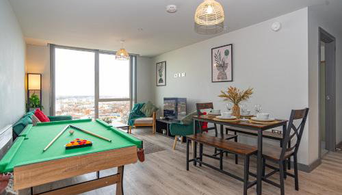 Brand New Skyline View 2BR Apartment with Pool Table - 21st Floor - Foto 4