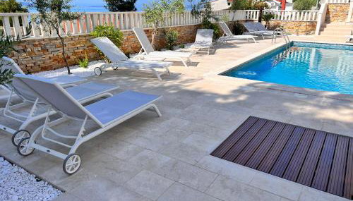 Luxury Beachfront Villa Carlisa - Foto 5, sunbed