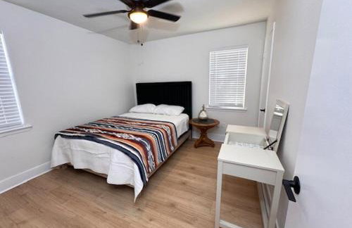 The Rodeo House - Near Rodeo Arena - Photo 26