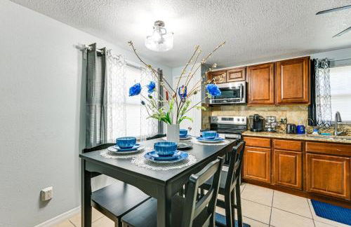 7 Mi to Busch Gardens Tampa Gem with Yard! - Foto 7