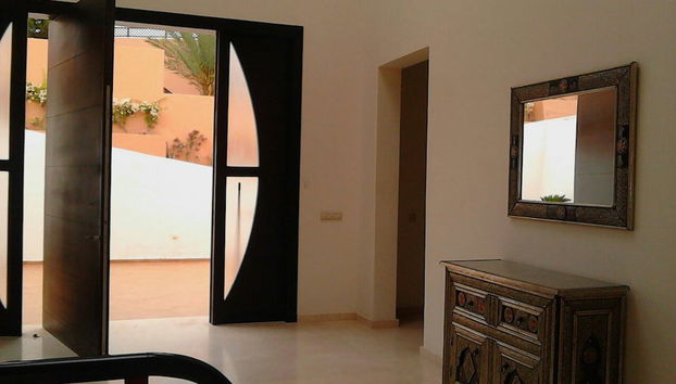 Entrada (vista interior)