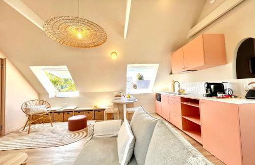 LE DOMAINE DE SOANI - Piscine intérieure, Jacuzzis & Sauna - ADULT ONLY - Foto 3