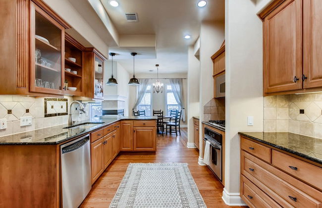 Luxury 4 Bedroom Home in Central Austin - Foto 12