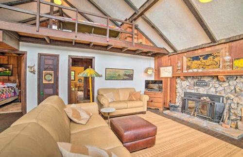 Authentic Retreat w/ Private Dock on Coosa River! - Foto 6