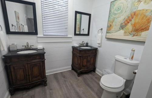 Aunt Beas House - Photo 14