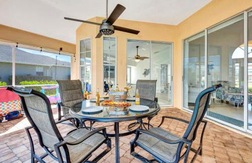 Spacious Canal-View Home with Pool and Game Room - Foto 64