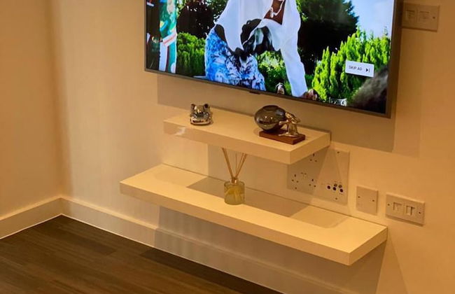 Inviting 4-bed Apartment in Dartford - Foto 16