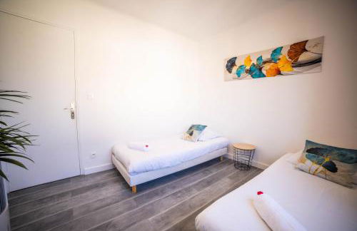 COSYFAMILY 1er étage Piscine -WIFI- NEUF-FAMILLE -15MIN PLAGE - TOP PROS SERVICESConciergerie - Foto 22