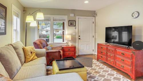 Walk to Town and Beaches! Cozy Home in Coeur dAlene - Photo 4