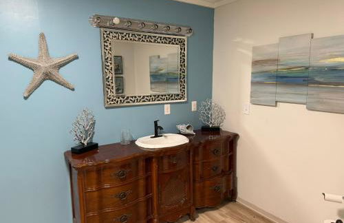 4-Bedroom Chateau in Southern Washington- Luxurious Retreat with Pond & Creek - Foto 56