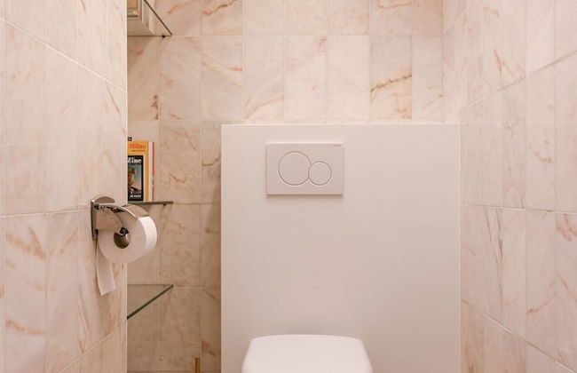 Hydro Palace - Stylish Charming Apartment With s - Photo 38