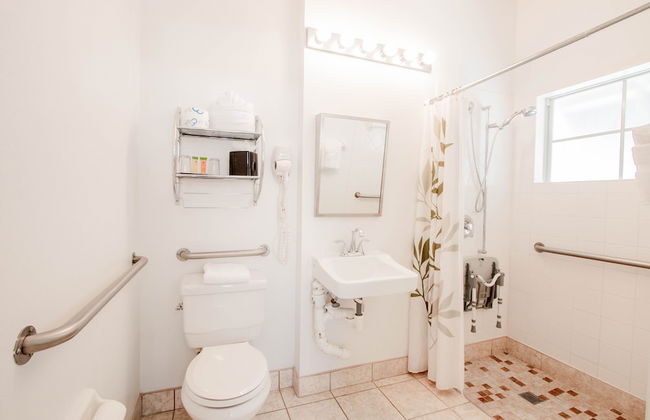 Berkley Lake Townhomes - Photo 39