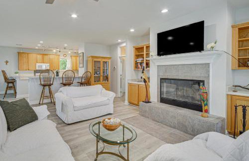 Waveland Vacation Rental - Walk to the Beach! - Foto 1