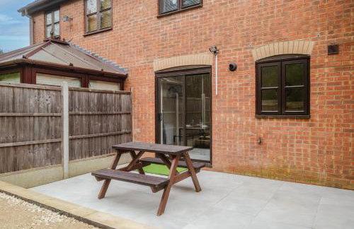 Modern and Stylish Home away from Home - Foto 15