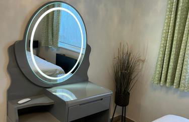 Beautiful 2-bedroom in Grays close to Lakeside - Foto 16