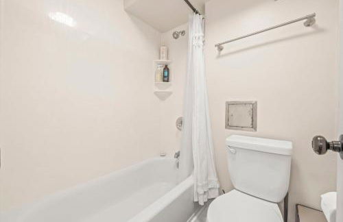 Condo on Beach with AC - Photo 18