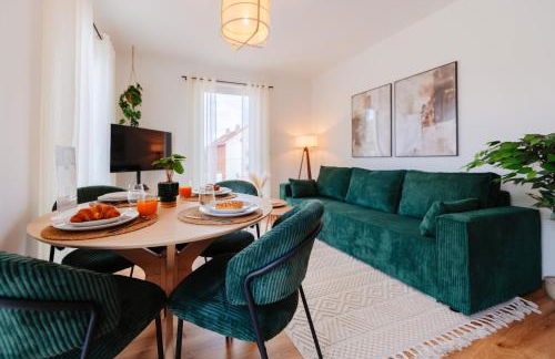 hestlehomes - Stadtvilla Leine - PARKING, ZENTRAL & ÖPNV NAH - Foto 2