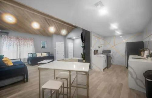 Spacious 1BR Galleria Apt with Pool & Free Park - Foto 3