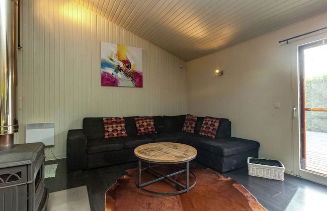 Luxurious Bungalow in Bullange with Hot Tub - Photo 12