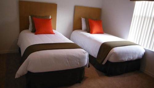 Four Bedroom Townhouse in Regal Oaks at Old Town - Foto 5