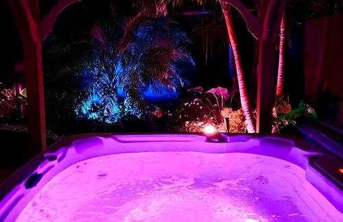 THE PALMS 3BR-Minutes to Beach, Scuba, Downtown, Airport - Foto 36