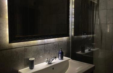 Traditional English 4 bedroom home in Greenwich - Foto 30