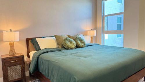 Upscale Escape 10 Min from Disneyland With Pool & Gym - Foto 2