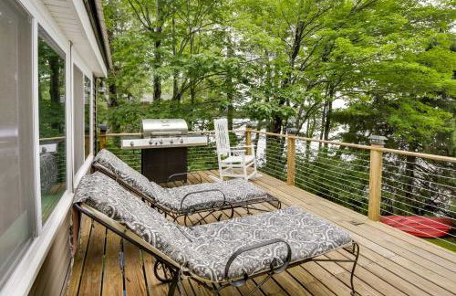 Peaceful Fishermans Paradise with Deck and Fire Pit! - Foto 23