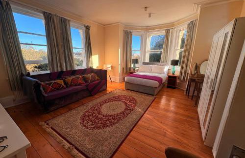 Westwood House, Hastings - Spacious 5 Ensuite Home Near Hastings Town & beach - Foto 23