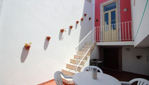 Casa 11 Cravos by LovelyStay - Foto 2